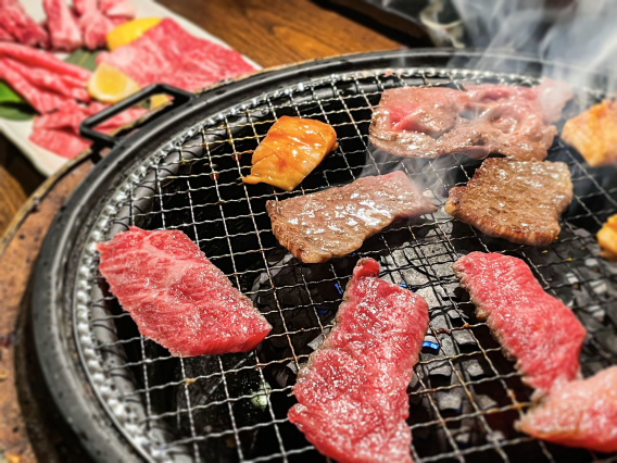 焼肉懇親会を行いました